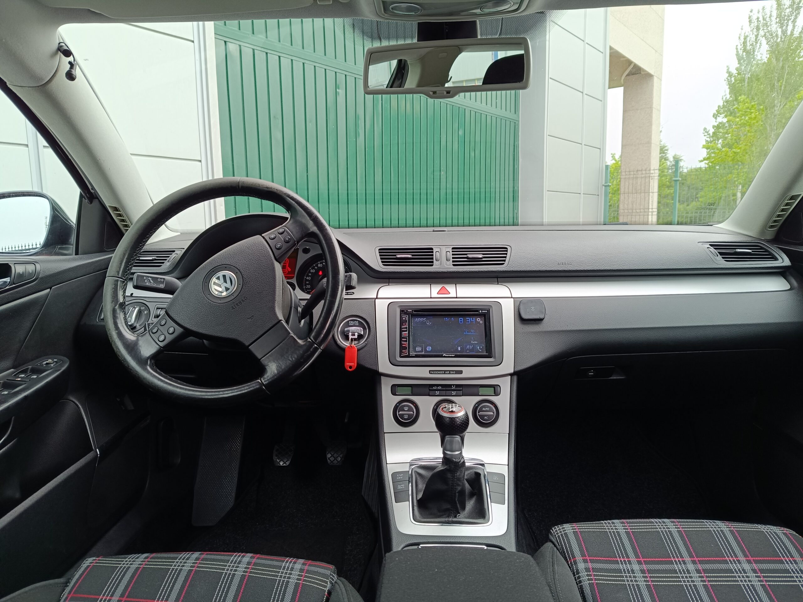 VOLKSWAGEN Passat Variant 2.0 TDI 140cv DPF R Line