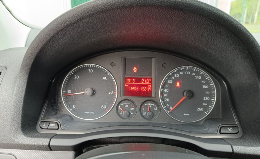 VOLKSWAGWN GOLF 1.9 TDI