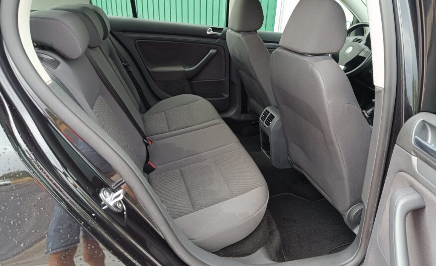 VOLKSWAGWN GOLF 1.9 TDI