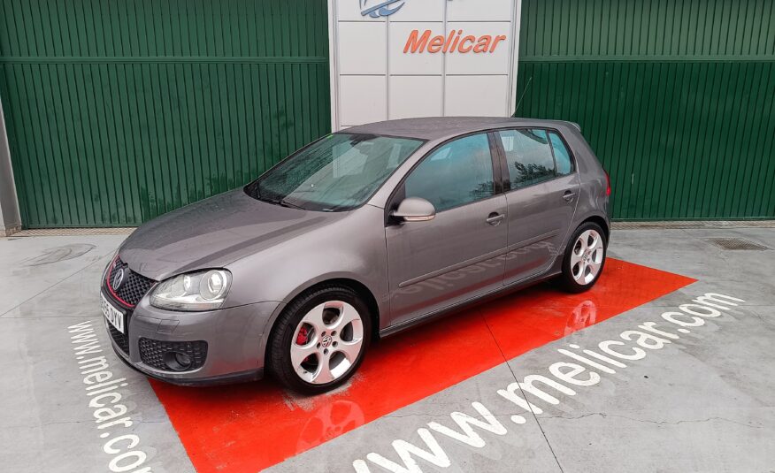 VOLKSWAGEN GOLF GTI 200 CV DSG