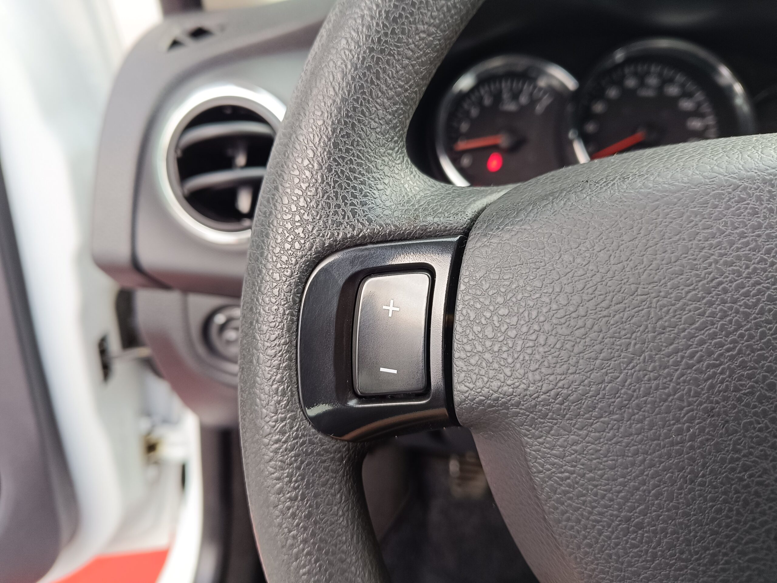 DACIA LOGAN DCI