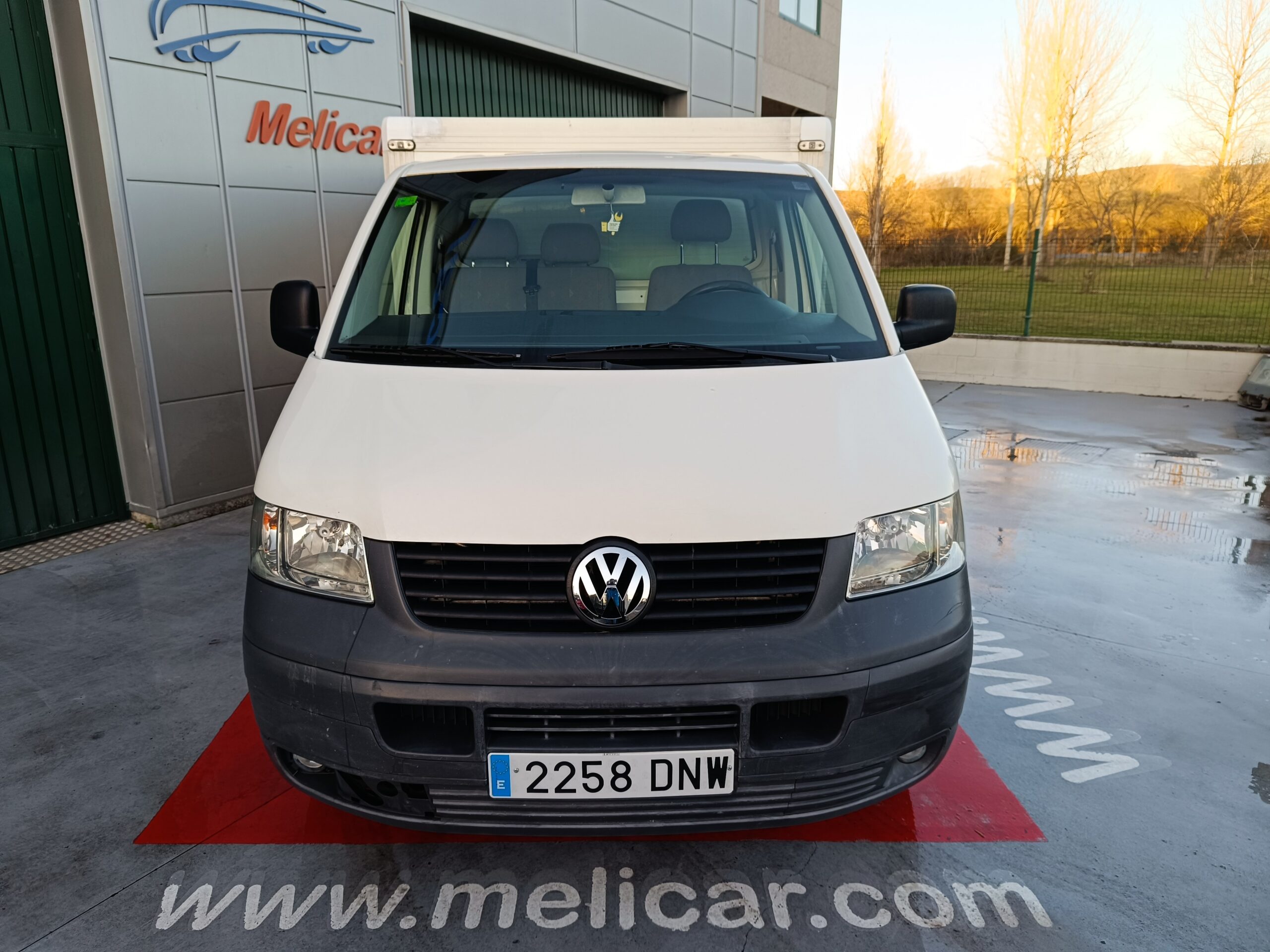 VOLKSWAGEN TRANSPORTER 2.5 TDI 130 CV ISOTERMO