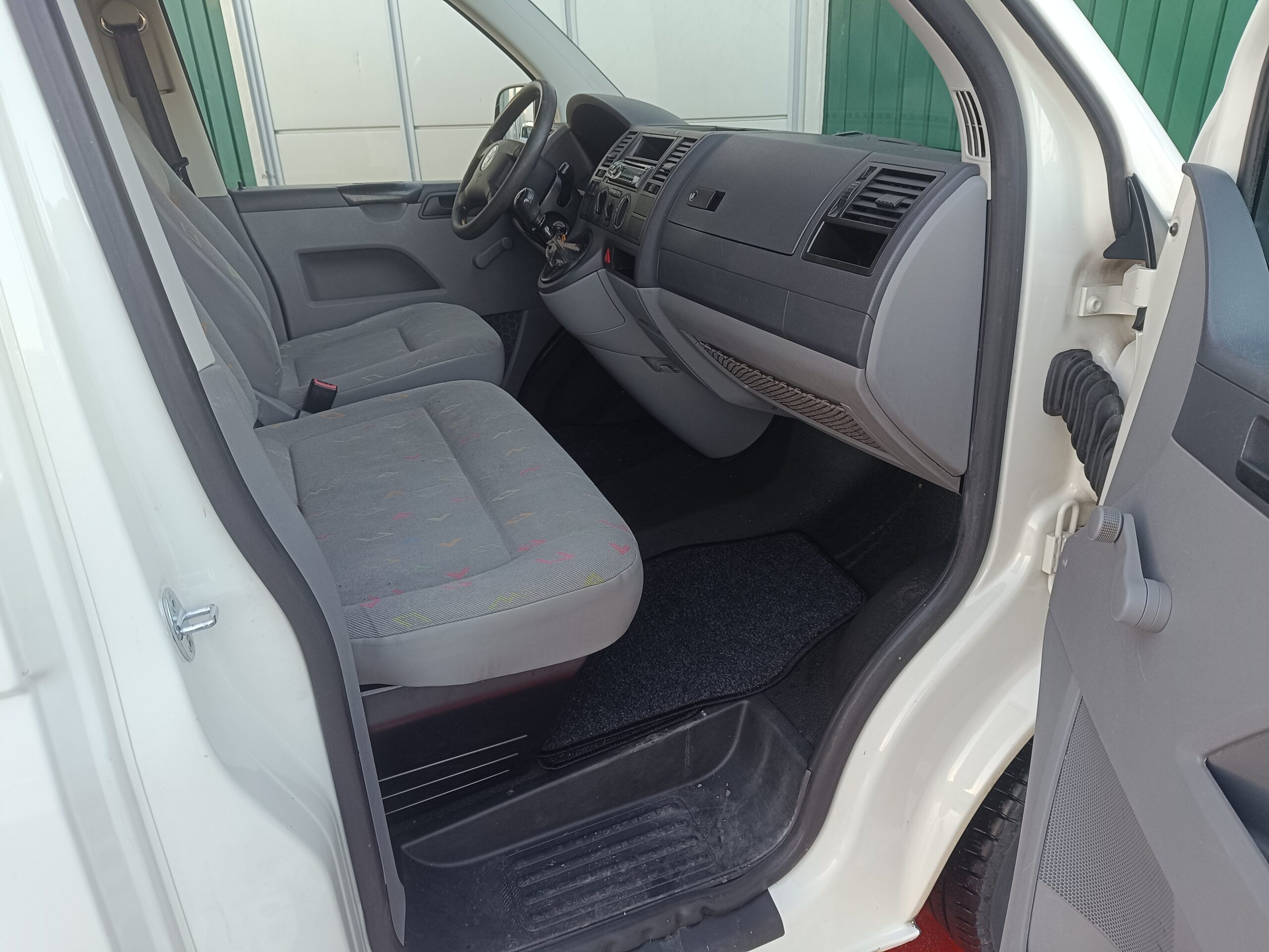 VOLKSWAGEN TRANSPORTER 2.5 TDI 130 CV ISOTERMO