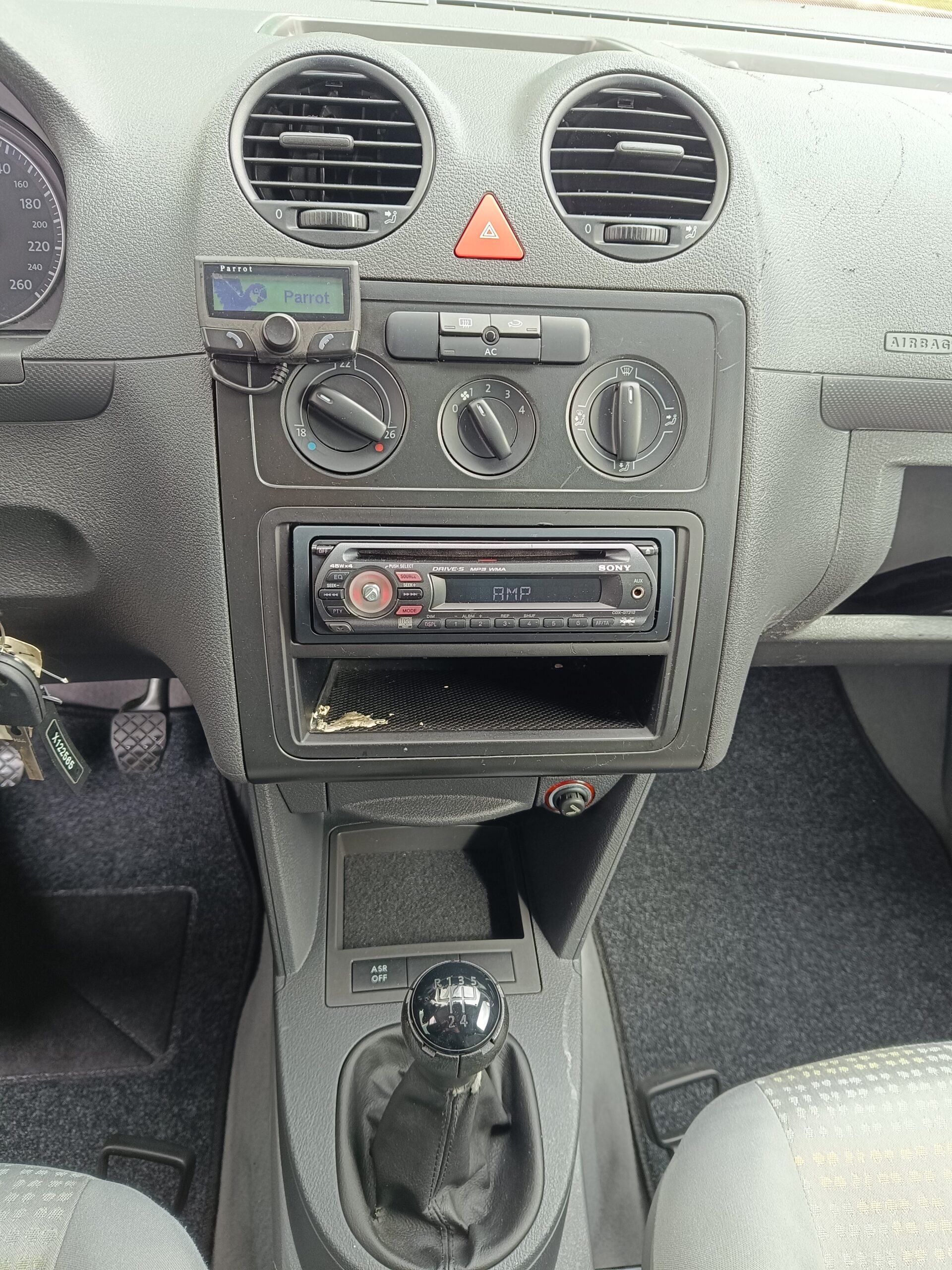 VW CADDY 1.9 TDI