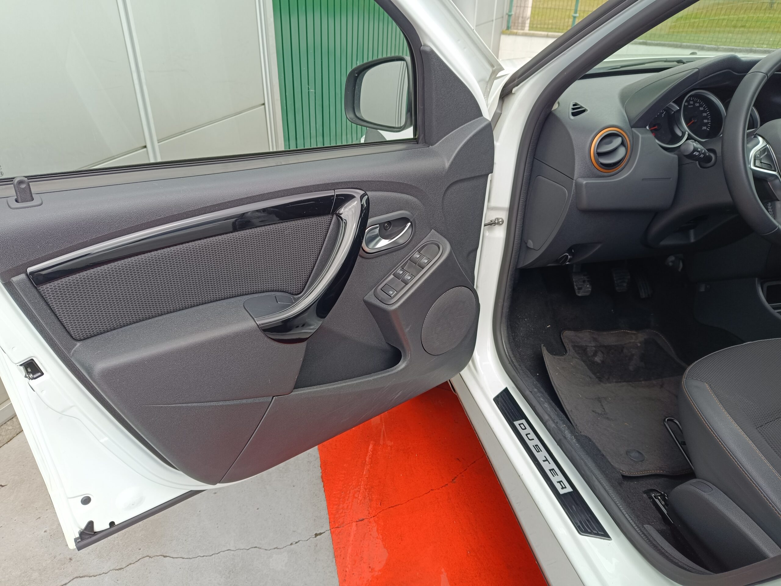DACIA DUSTER TROTAMUNDAS DCI 110