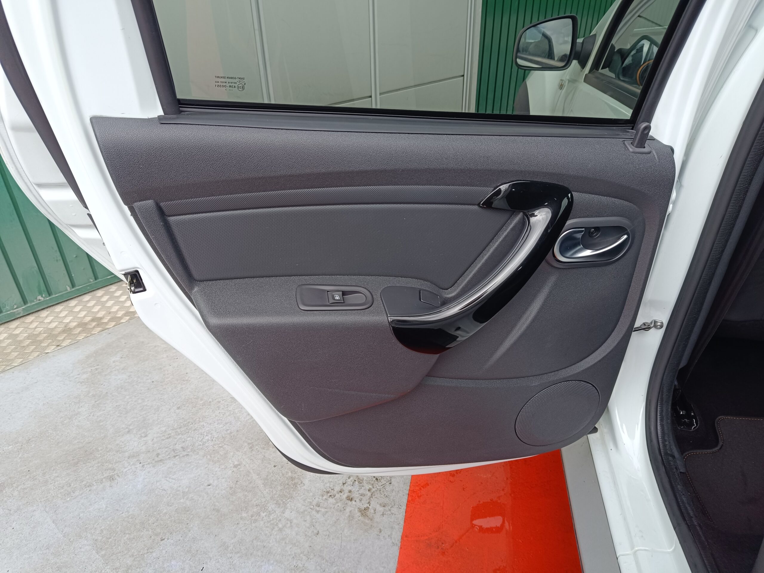 DACIA DUSTER TROTAMUNDAS DCI 110