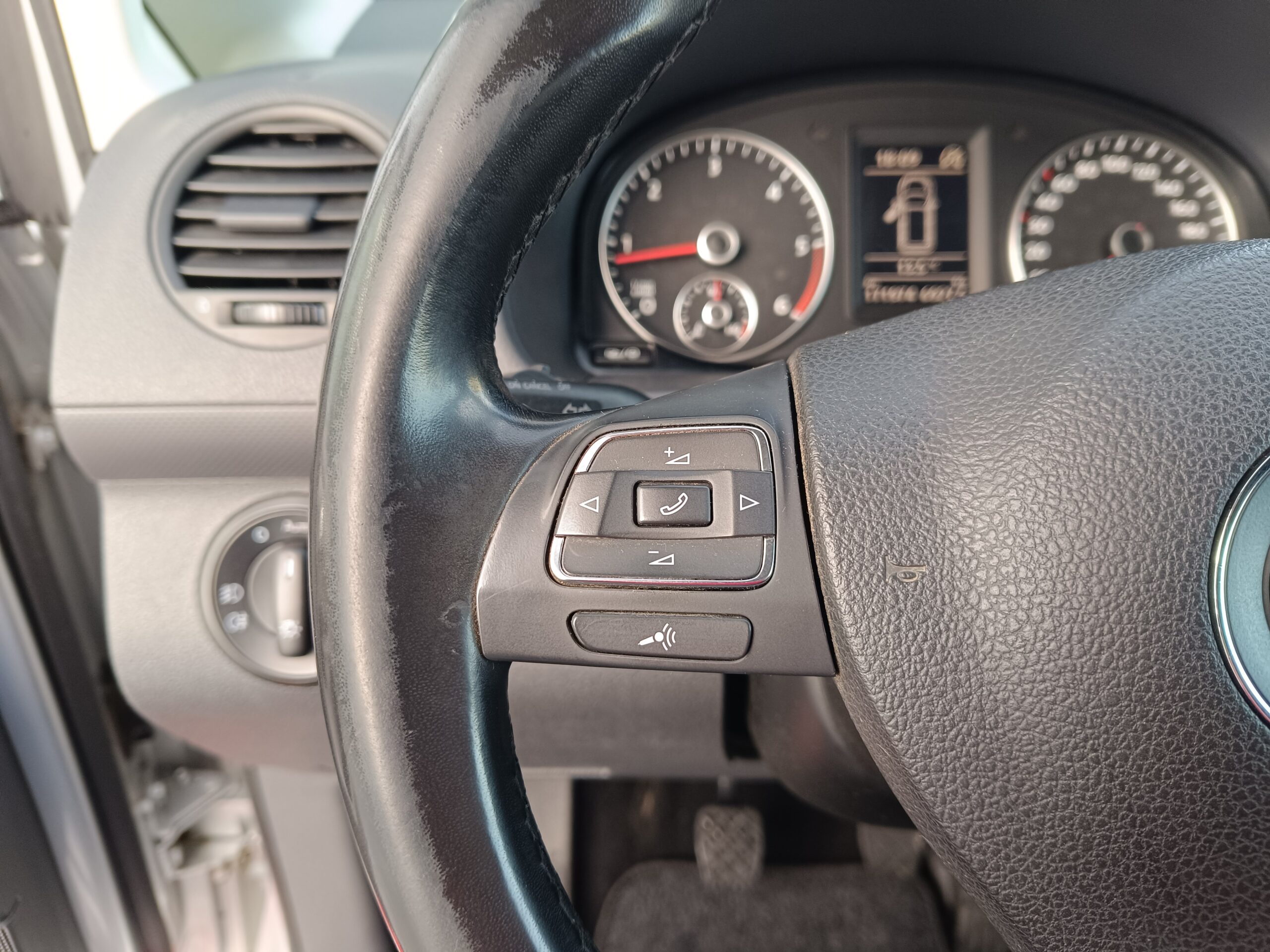 VOLKSWAGEN CADDY TDI