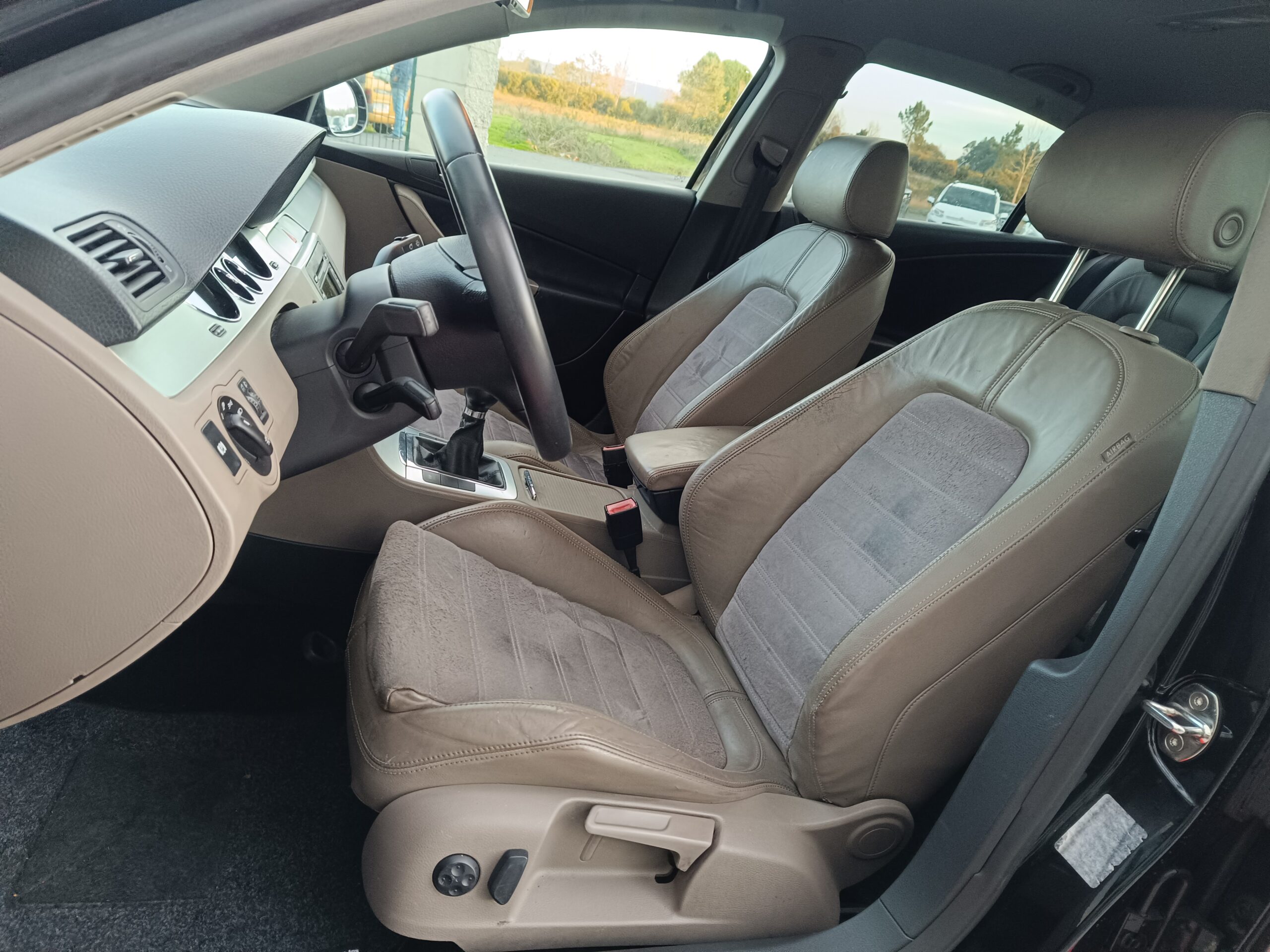 VOLKSWAGEN Passat 2.0 TDI Highline