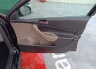 VOLKSWAGEN Passat 2.0 TDI Highline