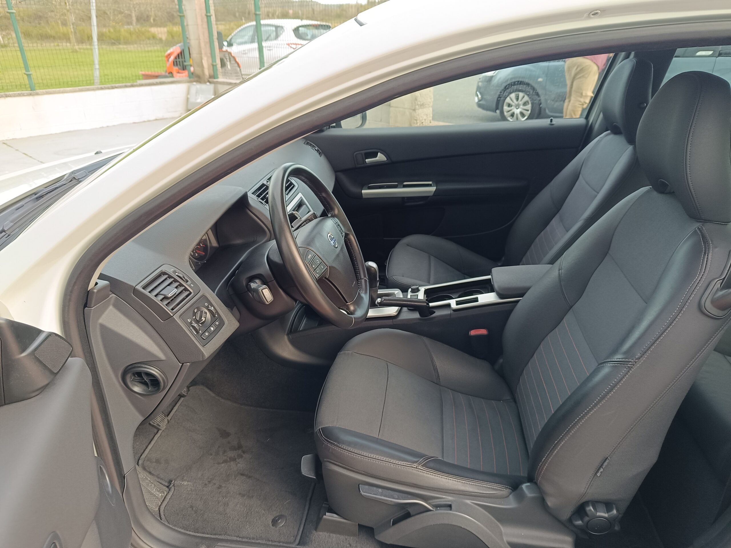 VOLVO C30 1.6 DRIVE
