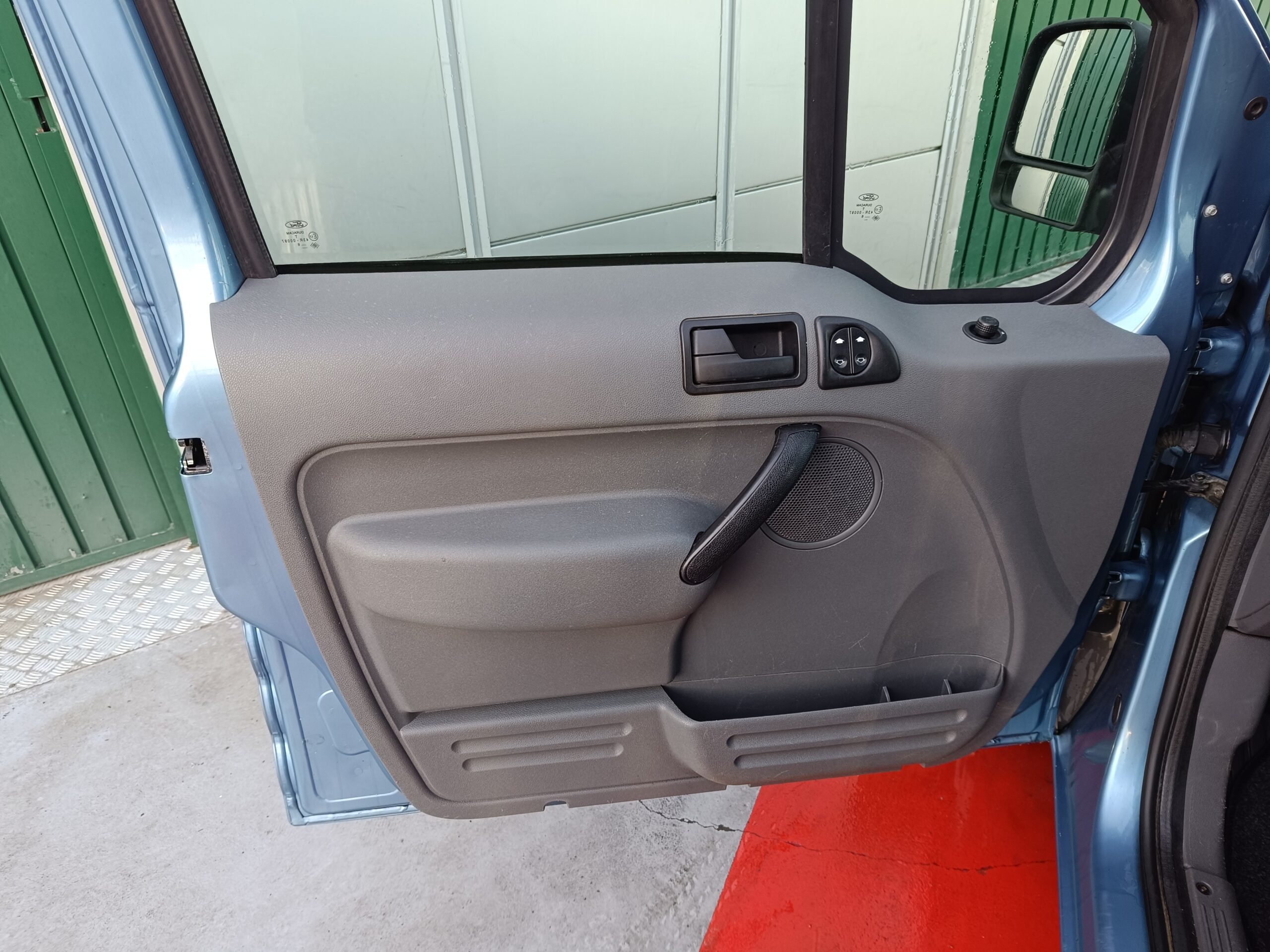 FORD TRANSIT CONECT 1.8 TDCI