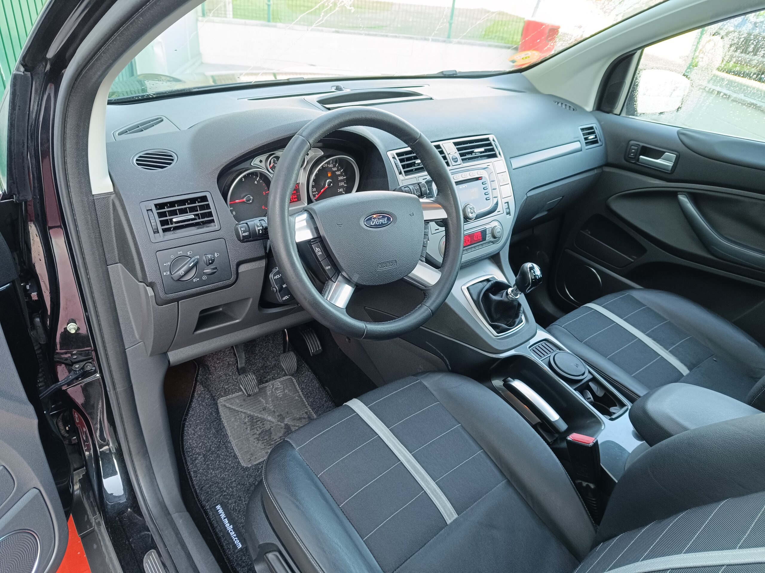FORD KUGA TDCI 4X4
